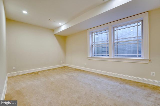 6506 DIVINE ST, Mclean, VA 22101