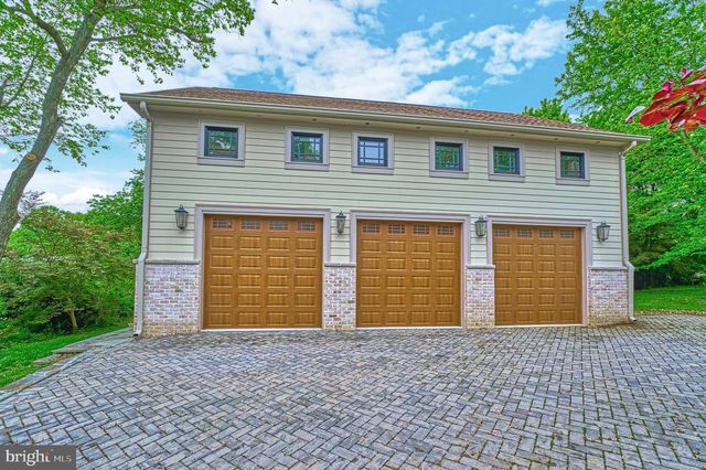 6506 DIVINE ST, Mclean, VA 22101