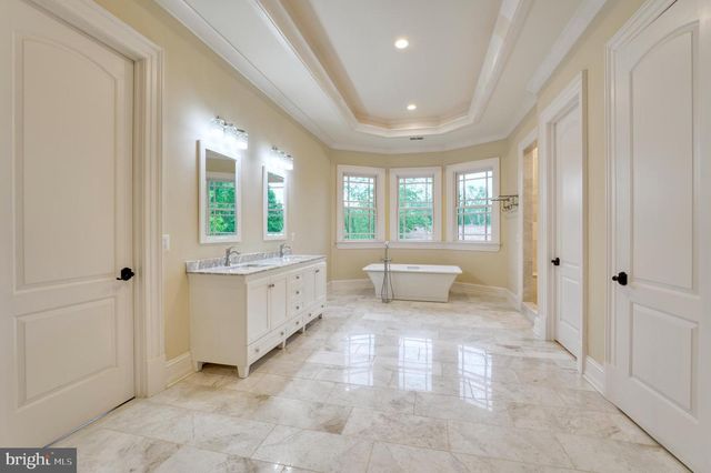 6506 DIVINE ST, Mclean, VA 22101