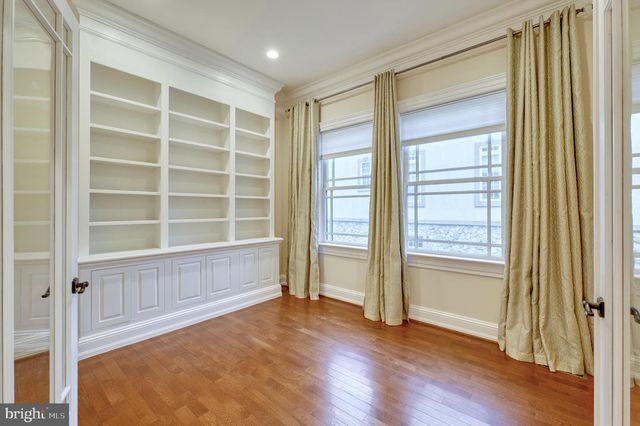 6506 DIVINE ST, Mclean, VA 22101