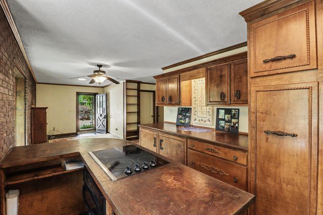 20 Salem Street, Mayesville, SC 29104