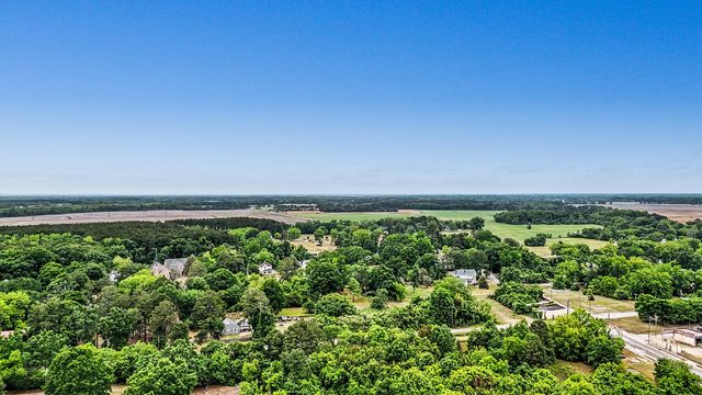 20 Salem Street, Mayesville, SC 29104
