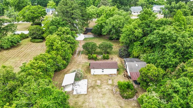 20 Salem Street, Mayesville, SC 29104