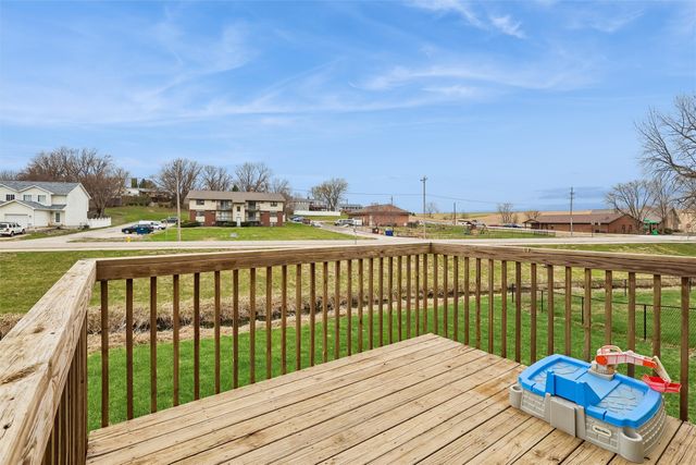 2441 Pine Court, Van Meter, IA 50261