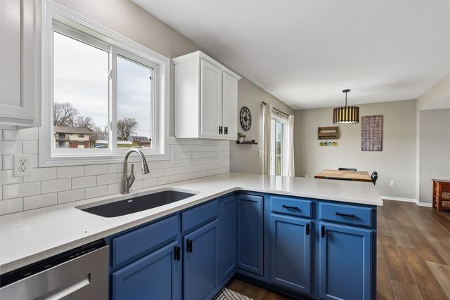 2441 Pine Court, Van Meter, IA 50261