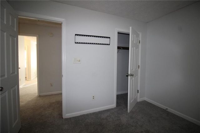 4438 Coopers Creek SE Drive, Smyrna, GA 30082