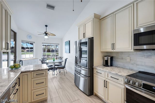 28820 Trenton CT, Bonita Springs, FL 34134