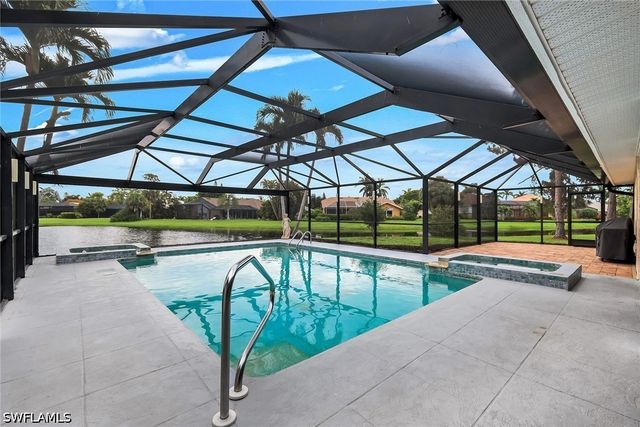 28820 Trenton CT, Bonita Springs, FL 34134