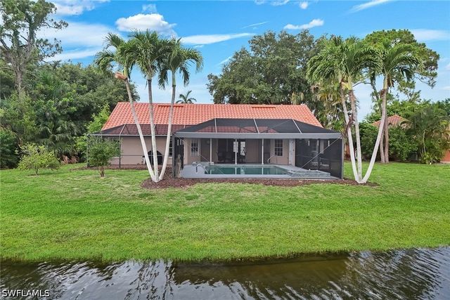 28820 Trenton CT, Bonita Springs, FL 34134