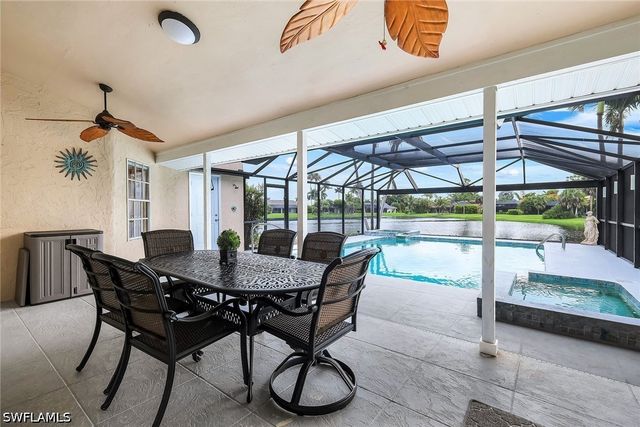 28820 Trenton CT, Bonita Springs, FL 34134