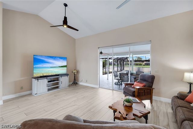 28820 Trenton CT, Bonita Springs, FL 34134