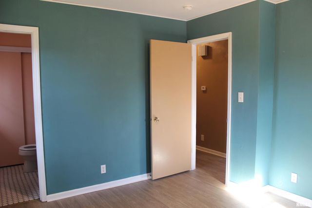 3287 Selmaville Road, Salem, IL 62881