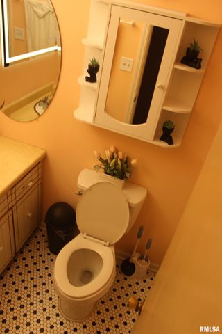 3287 Selmaville Road, Salem, IL 62881