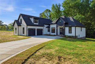 7927 Julian Road NW, Dunn, NC 28334