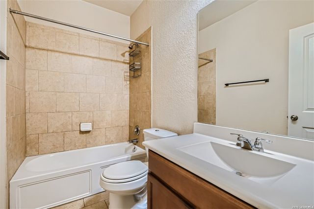 9026 Bowring, Converse, TX 78109