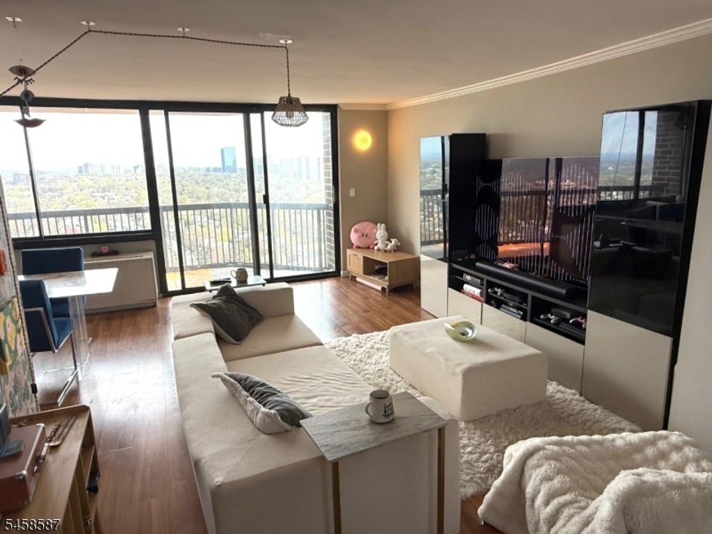 770 Anderson Ave-21H 21H, Cliffside Park Boro, NJ 07010 — photo 4