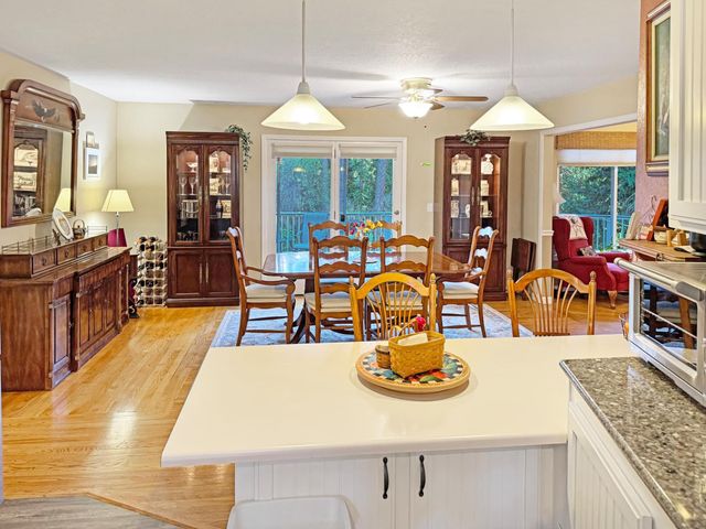 15967 Fairway Glen Pl, Grass Valley, CA 95949