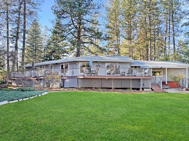 15967 Fairway Glen Pl, Grass Valley, CA 95949