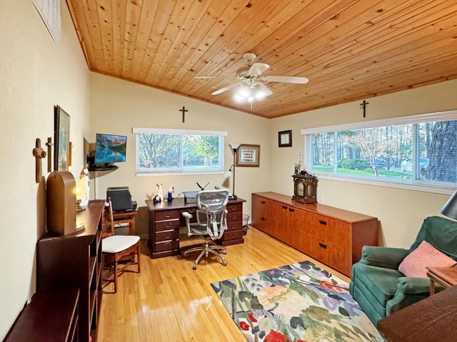 15967 Fairway Glen Pl, Grass Valley, CA 95949