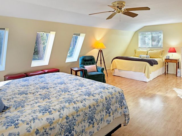 15967 Fairway Glen Pl, Grass Valley, CA 95949