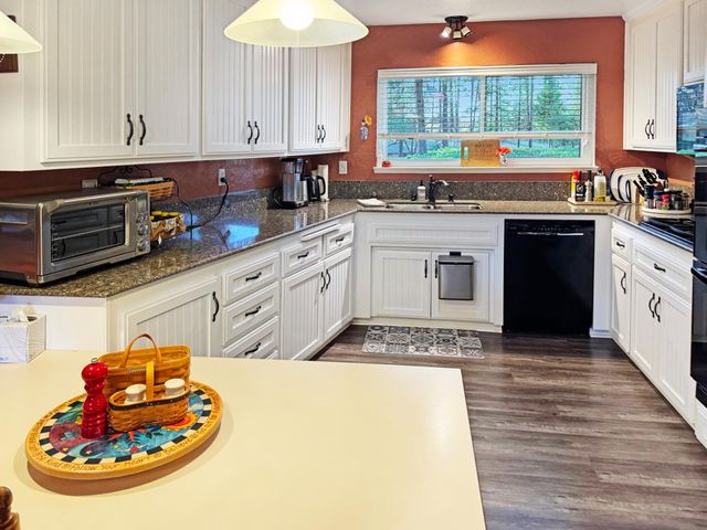 15967 Fairway Glen Pl, Grass Valley, CA 95949