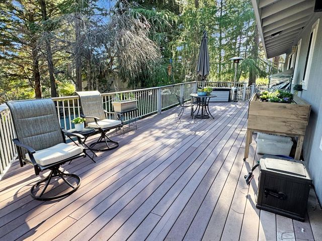 15967 Fairway Glen Pl, Grass Valley, CA 95949