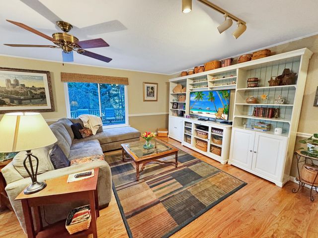 15967 Fairway Glen Pl, Grass Valley, CA 95949