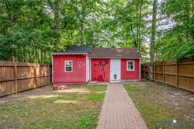 6230 Lamar Dr, Chesterfield, VA 23225