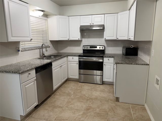 2007 Santa Anna, Garland, TX 75042