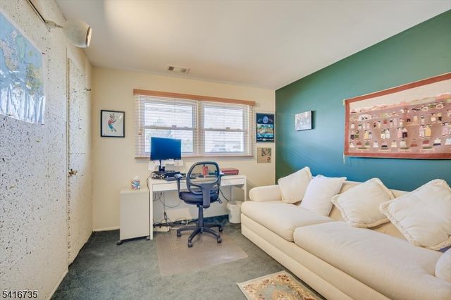 68 Beechwood Ave, Edison Twp., NJ 08837