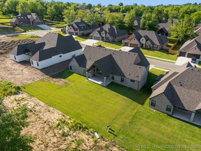 1603 Pinecrest Drive, Claremore, OK 74017