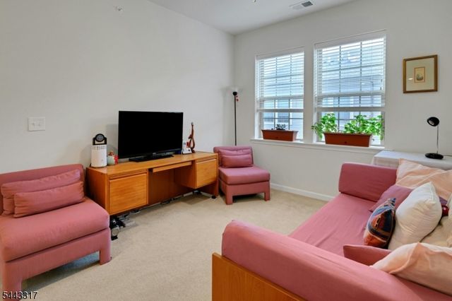 73 Robeson St, Somerville Boro, NJ 08876