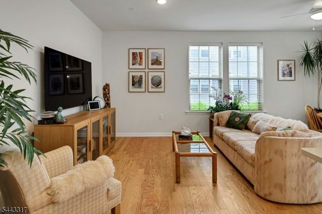 73 Robeson St, Somerville Boro, NJ 08876