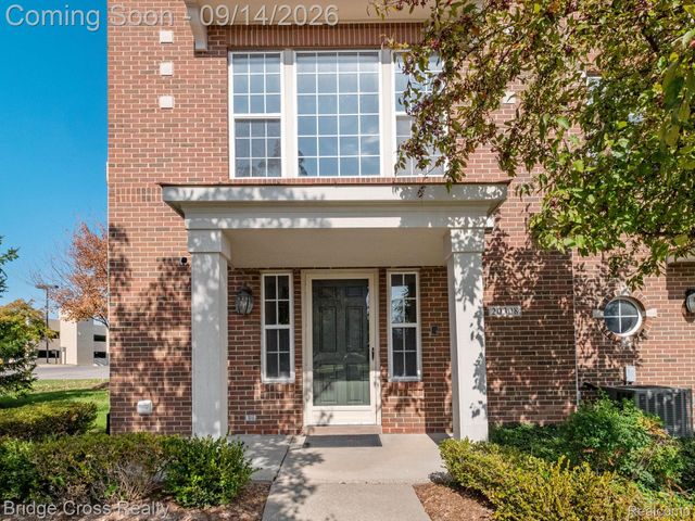 20308 Boardwalk Boulevard, Southfield, MI 48075