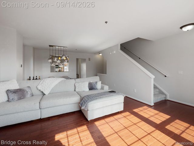 20308 Boardwalk Boulevard, Southfield, MI 48075