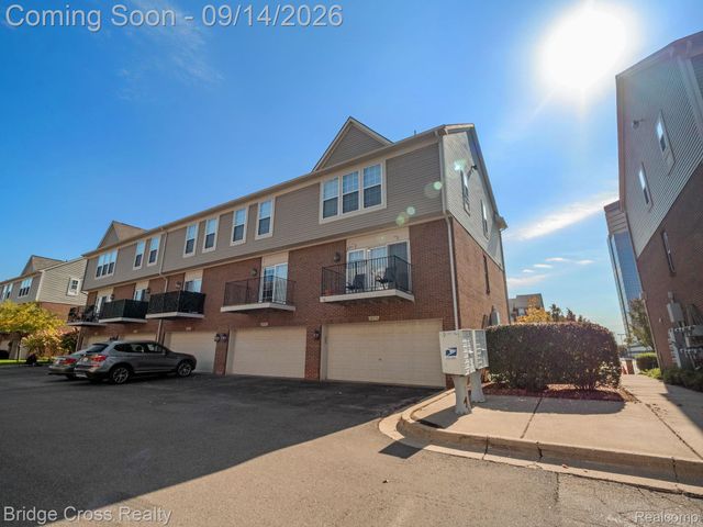 20308 Boardwalk Boulevard, Southfield, MI 48075