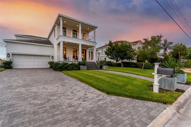 5811 MARINER STREET, Tampa, FL 33609