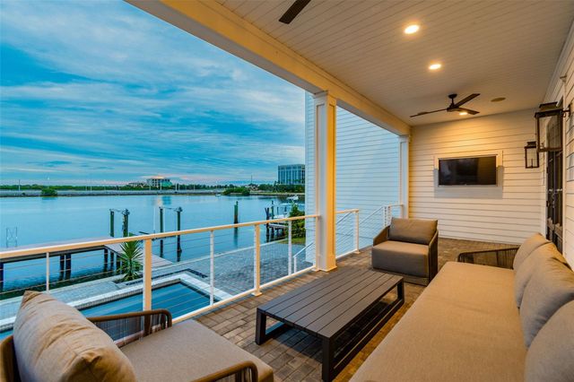 5811 MARINER STREET, Tampa, FL 33609