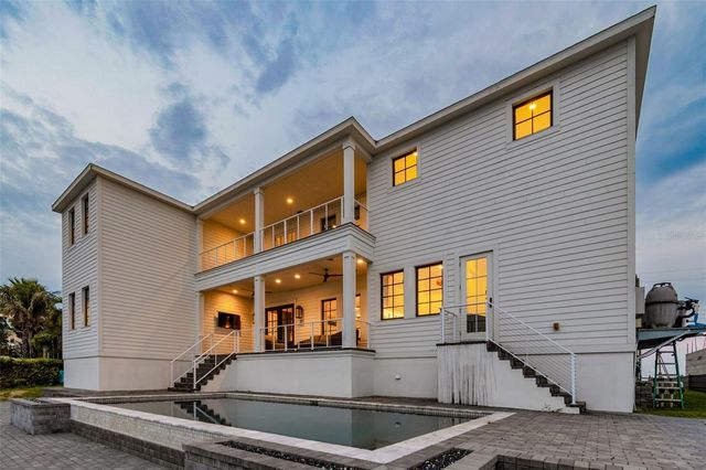 5811 MARINER STREET, Tampa, FL 33609