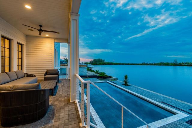 5811 MARINER STREET, Tampa, FL 33609