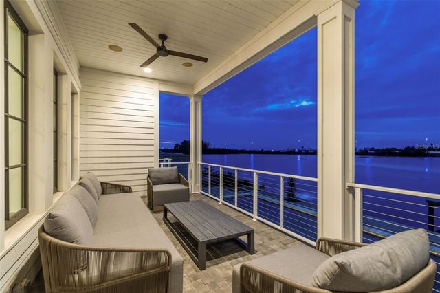 5811 MARINER STREET, Tampa, FL 33609