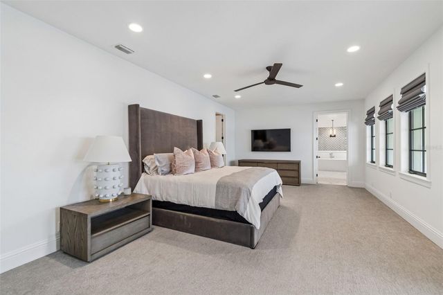 5811 MARINER STREET, Tampa, FL 33609
