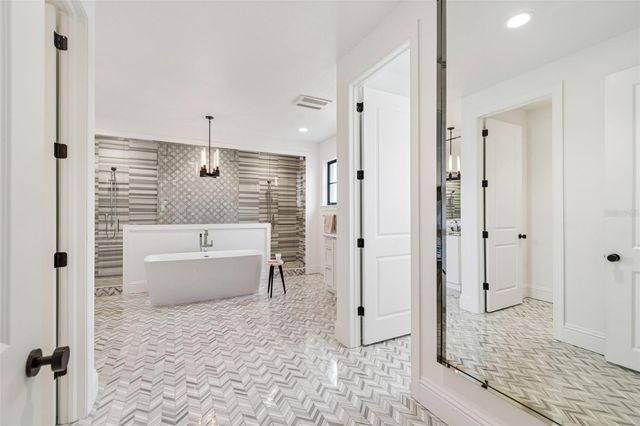 5811 MARINER STREET, Tampa, FL 33609