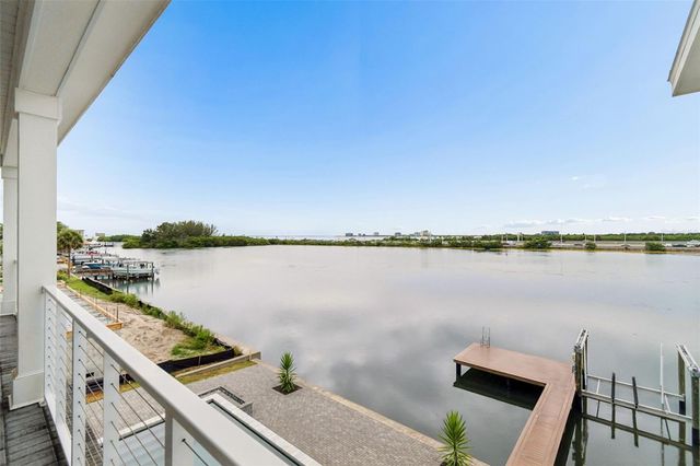 5811 MARINER STREET, Tampa, FL 33609