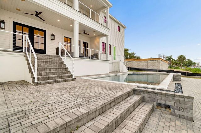 5811 MARINER STREET, Tampa, FL 33609