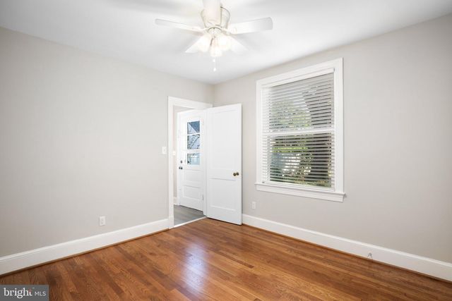 1213 STAFFORD AVE, Fredericksburg, VA 22401