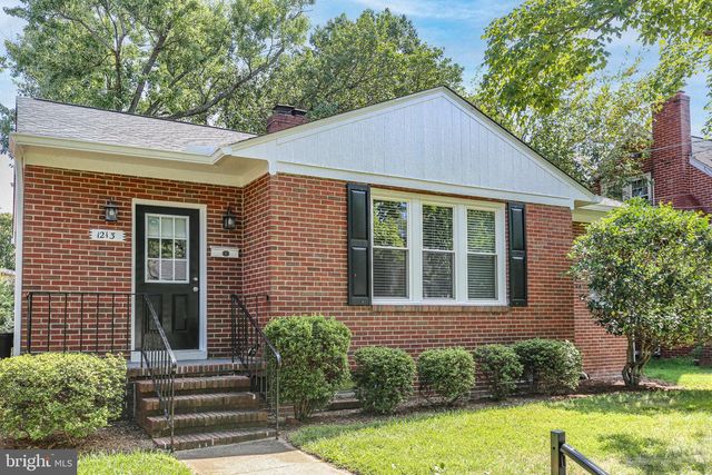 1213 STAFFORD AVE, Fredericksburg, VA 22401