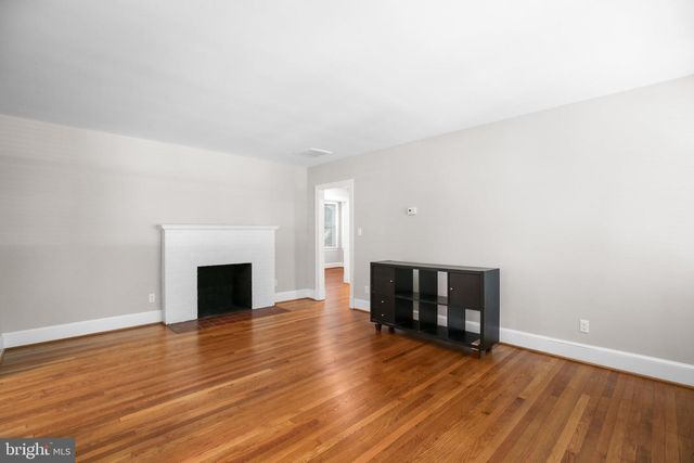 1213 STAFFORD AVE, Fredericksburg, VA 22401