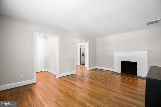 1213 STAFFORD AVE, Fredericksburg, VA 22401