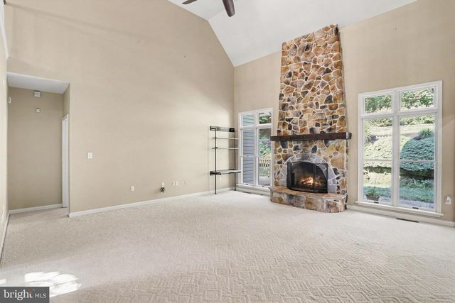 661 HUNTERS LN, Lewisberry, PA 17339